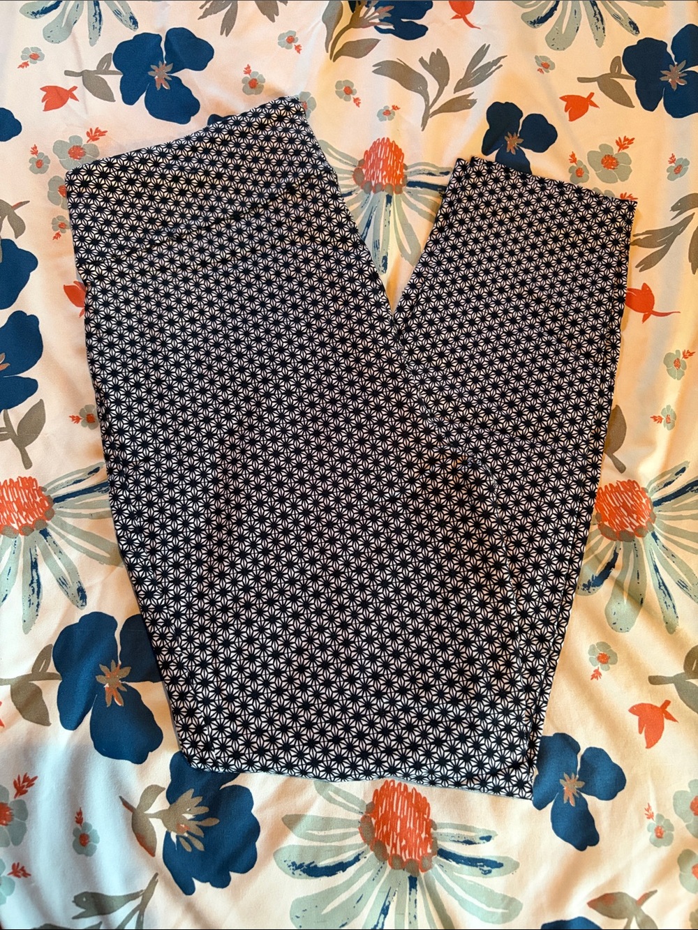 Jules & Leopold Black & White Geometric Print Stretch Pants